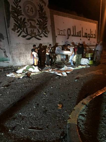 المتحدث باسم محافظة عدن : 7 قتلى و8 جرحى إحصائية أولية للتفجير الانتحاري في المعلا