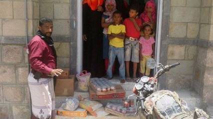 مبادرات مدنية لإنقاذ "الفقراء الجدد" في اليمن