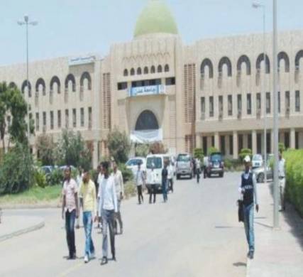الحوثيون يعينون قائما بأعمال رئيس جامعة الحديدة