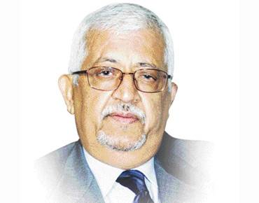 ياسين سعيد نعمان ينفي حديثه عن تعز ويصف التسريب على قناة المسيرة بـ"الطريقة القذرة"