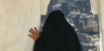 بنات المشايخ بين الزواج من الأسرة أو الحرمان من الإرث!!!